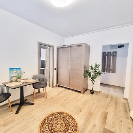 Apartment Mandala Studiouri Si By Cochilia Eforie Nord