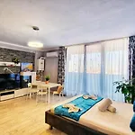 Mandala - Studiouri Si Apartamento *